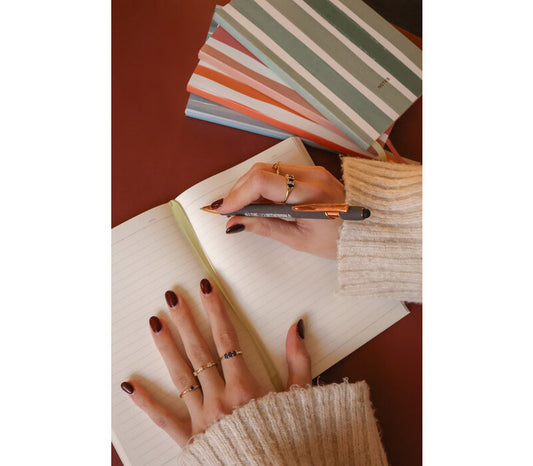 Klein Notitieboekje Notes met Strepen Pink Beige